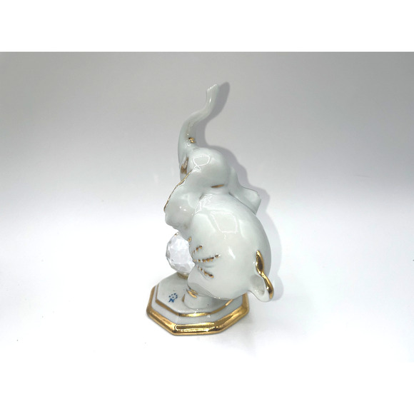 Vintage Capodimonte Elephant Balancing on Swarovski Crystal Ball Gold White Cute - Picture 7 of 16
